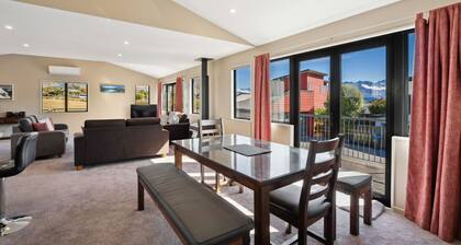 King of the Hill | Spacious & Family Friendly