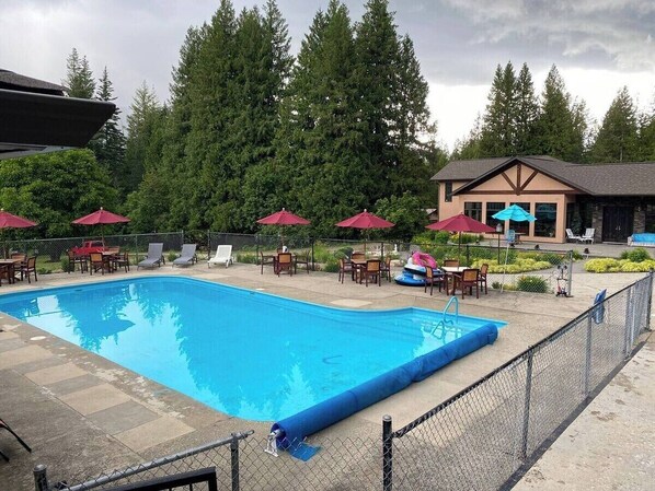 Piscine extérieure