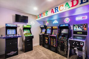 Game room - New Build w/ Hot Tub, Sauna, Arcade, Mountain Views (Florissant)