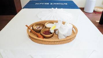 Hot stone massages, prenatal massages, Thai massages