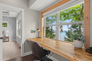 Interior - Spectacular Lakefront Retreat on Lake Michigan in Suttons Bay (Suttons Bay)