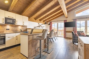 Private kitchen - Superior Ferienhaus # 5B mit Sauna (Uttendorf)