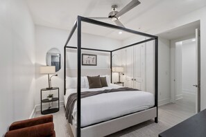 11 عدّة غرف نوم ومكواة/لوح كي وواي فاي مجانًا وملاءات أسرّة