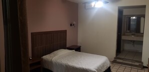 シングルルーム | デスク、WiFi (無料)