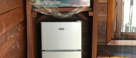 Deluxe Double Room, Pool View | Living area