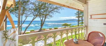 Islander on The Beach 329 the Sunrise Hale | Oceanfront Studio with AC