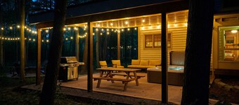 Dollybrook 1: Dreamy Den | Hot Tub & Pool