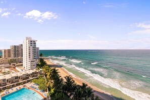 Beach nearby - Chic Studio in Condado | Beach at Your Doorstep (San Juan)