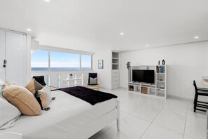 1 Schlafzimmer, Schreibtisch, Bügeleisen/Bügelbrett, WLAN