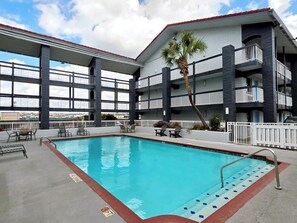 Exterior - Home Suites Culebra (San Antonio)