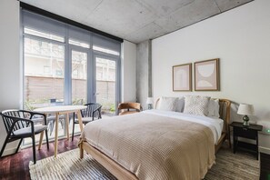 Fer et planche à repasser, Wi-Fi, draps fournis