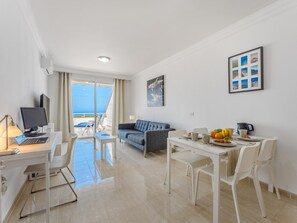 Dining - Privileged Holiday Home in Sunset-Costa Adeje (Adeje)