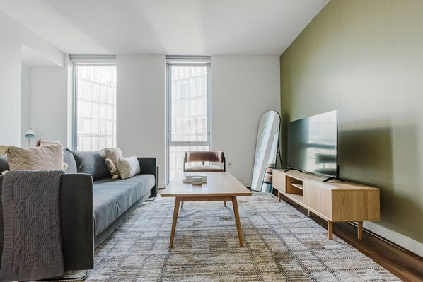 TV, stereo - Blueground | Chinatown, AC, w/d, nr CityCenterDC (Washington, D.C.)