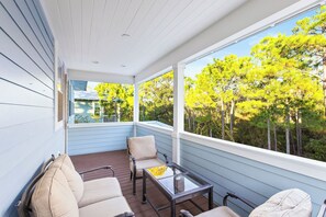 Property grounds - Saffron Sands by Stay on 30a (Seagrove Beach)