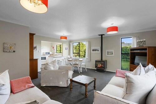 Methven MtHutt/Opuke big house-private,fenced,5 min walk to centre, pet-friendly