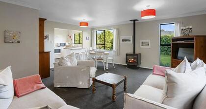 Methven MtHutt/Opuke big house-private,fenced,5 min walk to centre, pet-friendly