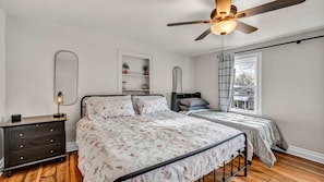 5 bedrooms, iron/ironing board, travel cot, WiFi