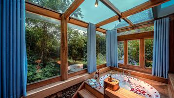 Romantic House, Valley View | Bathroom