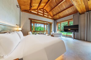 Luxury Villa, 3 Bedrooms, Garden View