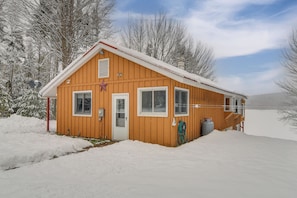 Exterior - Pond & Snowmobile Trails On-Site: Errol Escape! (Errol)
