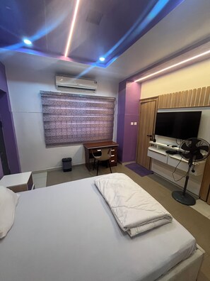 WiFi, bed sheets - Private, Cozy, CityCentre Studio Apartment in the heart of Abuja (Abuja)