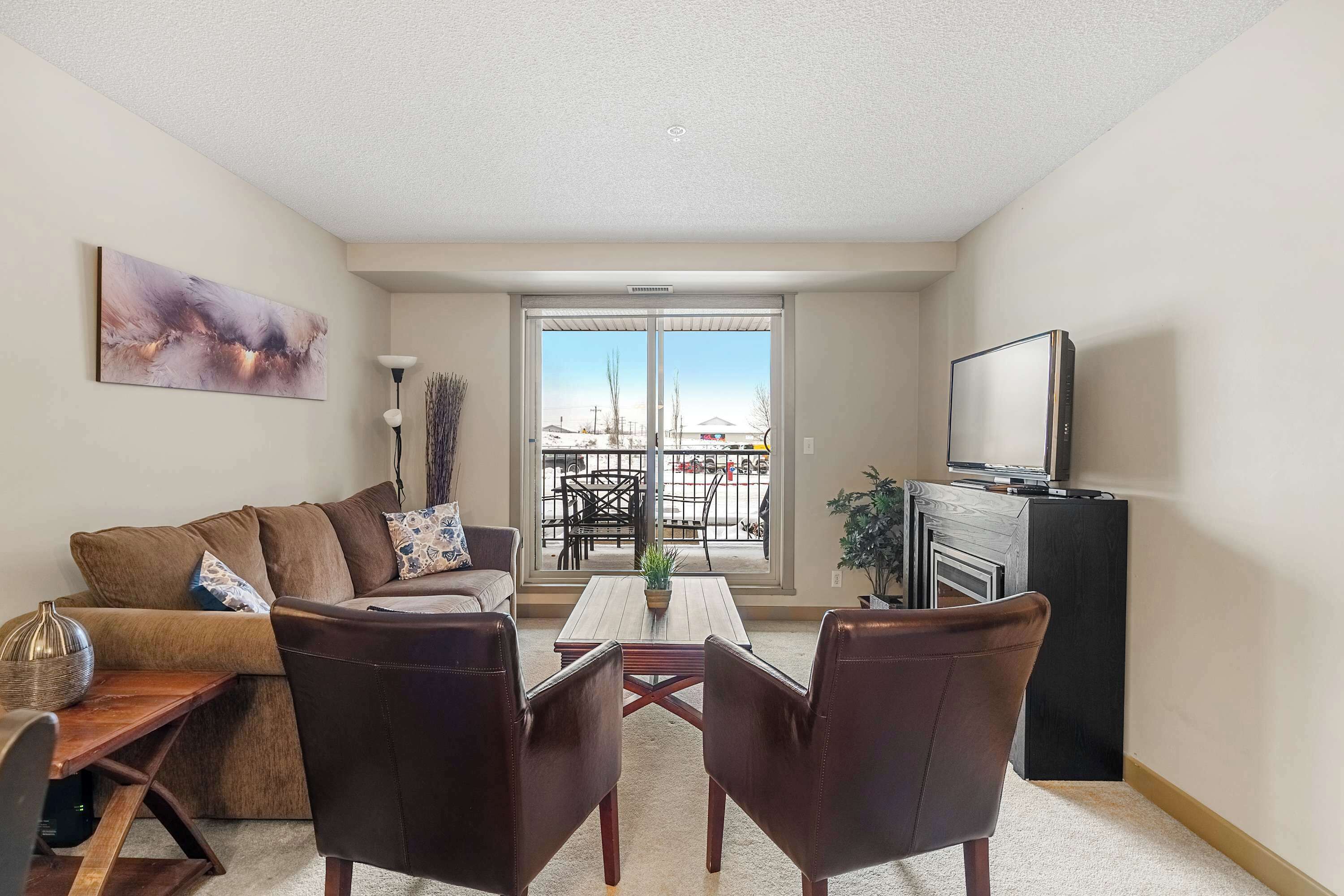 電視、壁爐、 辦公室