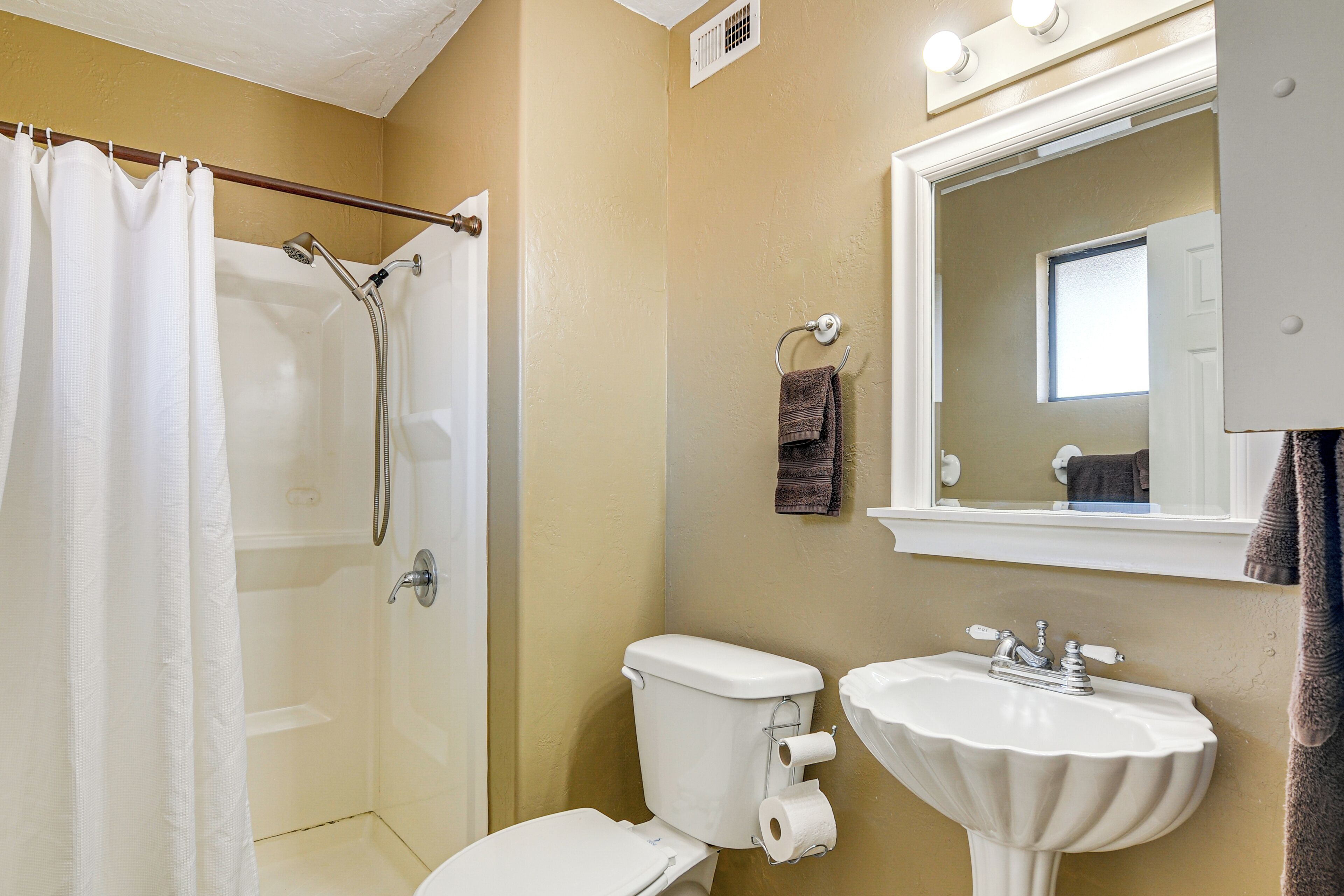 Hair dryer, towels