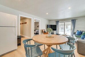 Dining - 22 Mi to Boyne Mountain: Home w/ Fire Pit! (Petoskey)