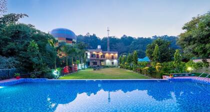 Corbett Evergreen Resort