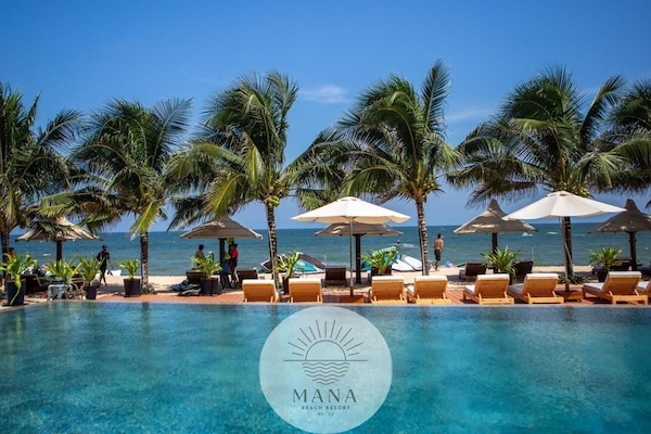Sun-loungers, beach umbrellas, beach volleyball
