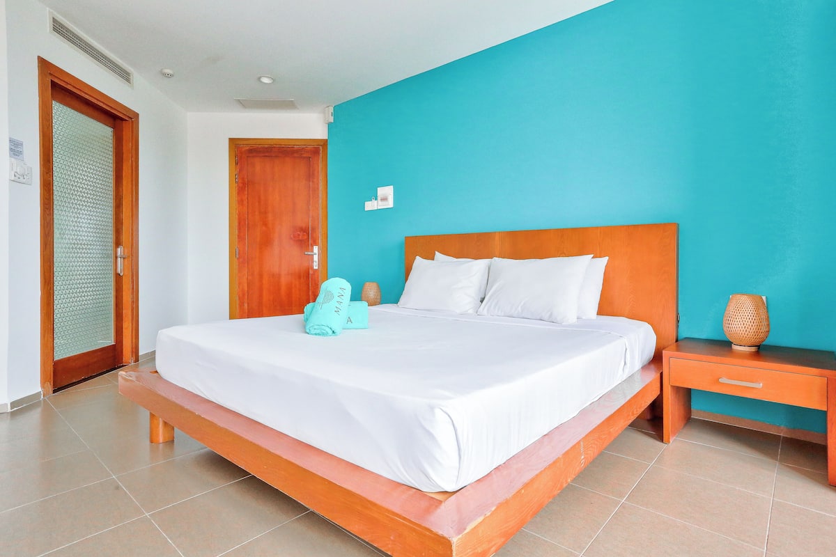 1 bedroom, hypo-allergenic bedding, minibar, soundproofing
