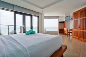 Studio Suite, Balcony, Ocean Front