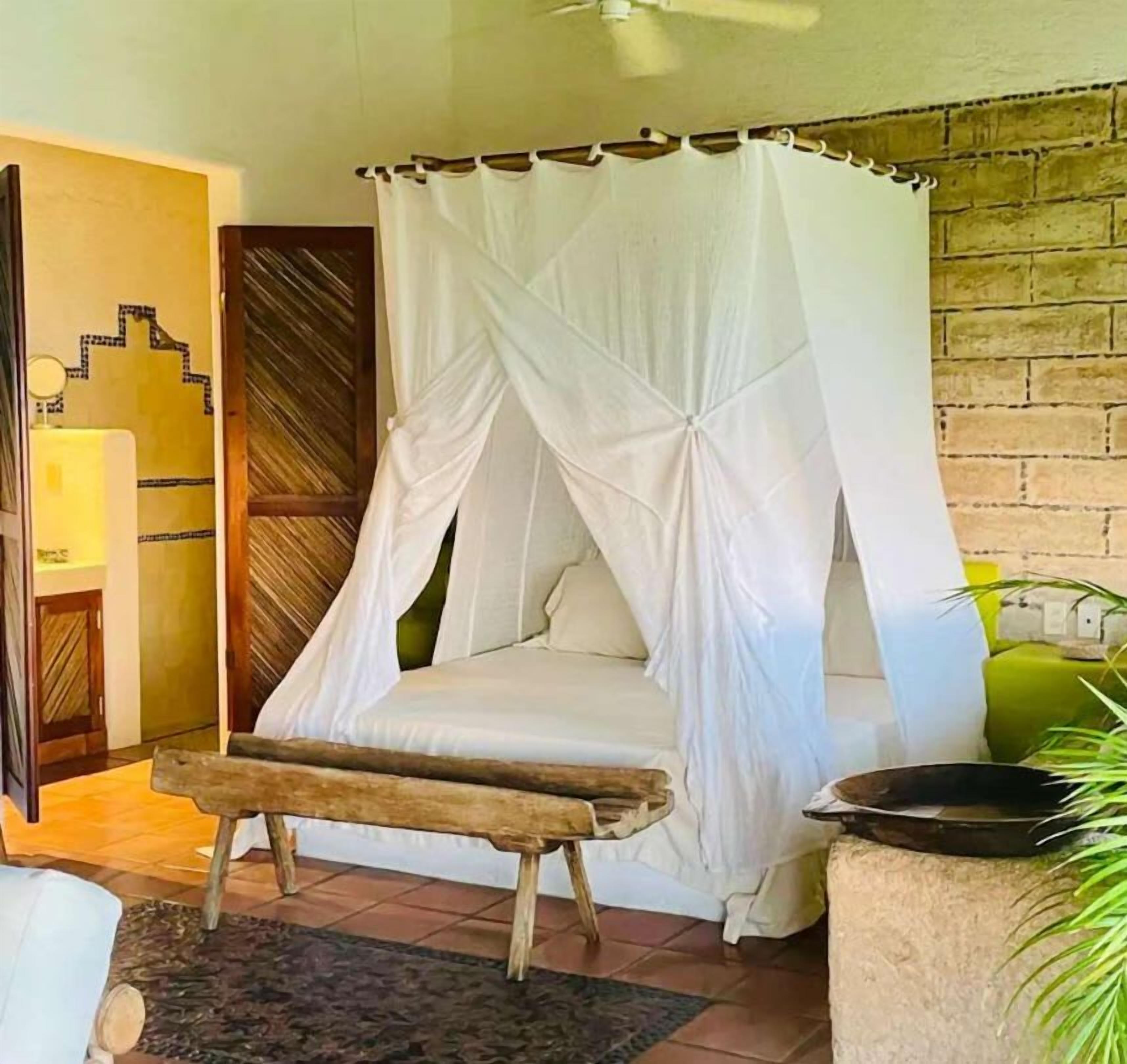 1 chambre, bureau, Wi-Fi, draps fournis