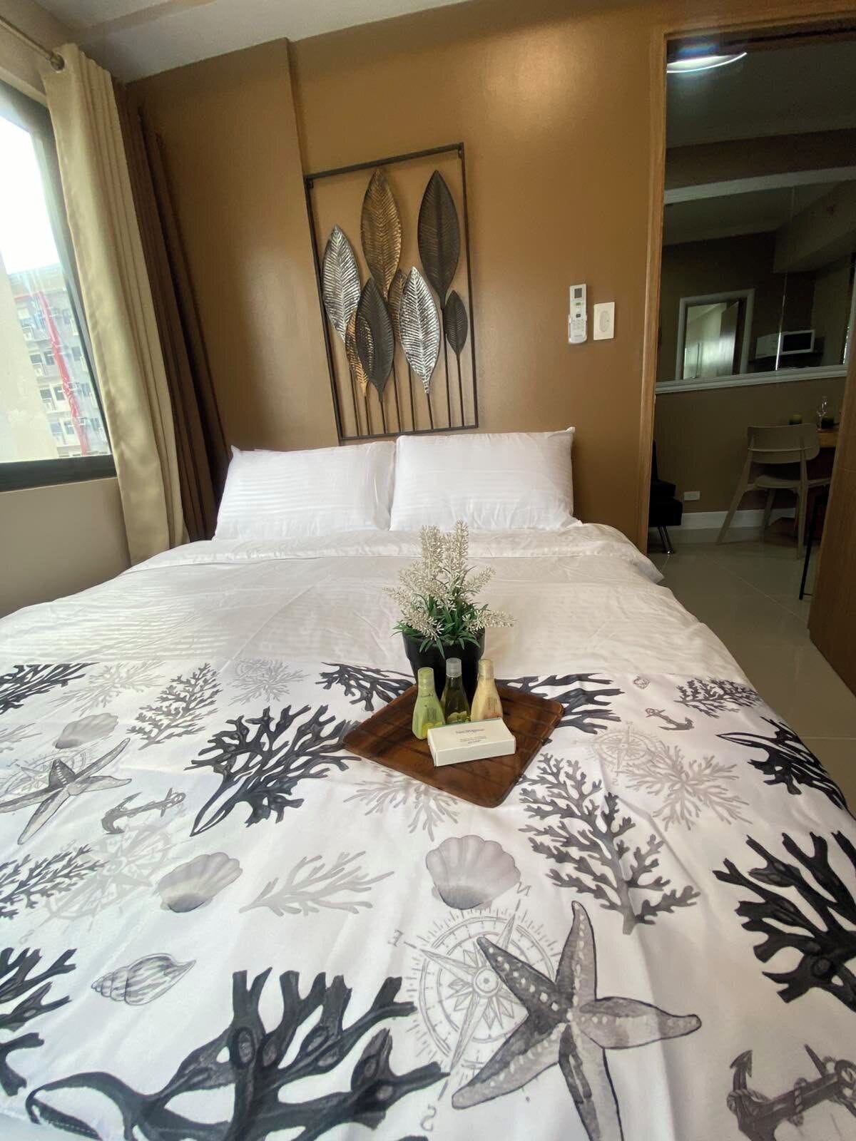 2 slaapkamers, een strijkplank/strijkijzer, gratis wifi, beddengoed