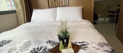 2 slaapkamers, een strijkplank/strijkijzer, gratis wifi, beddengoed