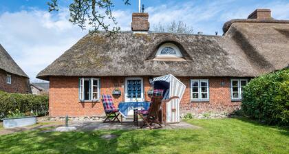 Holiday Home 'Voß' with Private Terrace, Private Garden and Wi-Fi