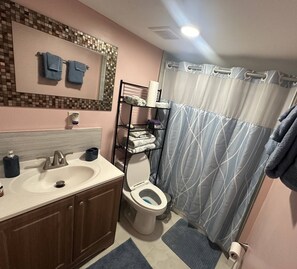 Bathroom - Fort Lauderdale Retreats (Margate)