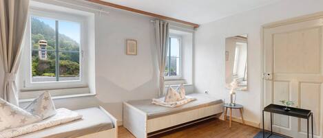 10 Schlafzimmer, kostenloses WLAN, Bettwäsche