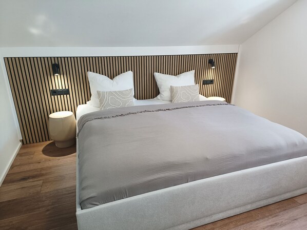 2 slaapkamers, een strijkplank/strijkijzer, gratis wifi, beddengoed