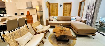 Charming 3-bedroom villa in beautiful Cap Malheureux very close to the beach. 