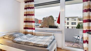 1 bedroom, free WiFi, bed sheets