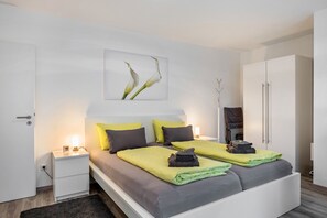 Fer et planche à repasser, accès au Wi-Fi (inclus), literie fournie