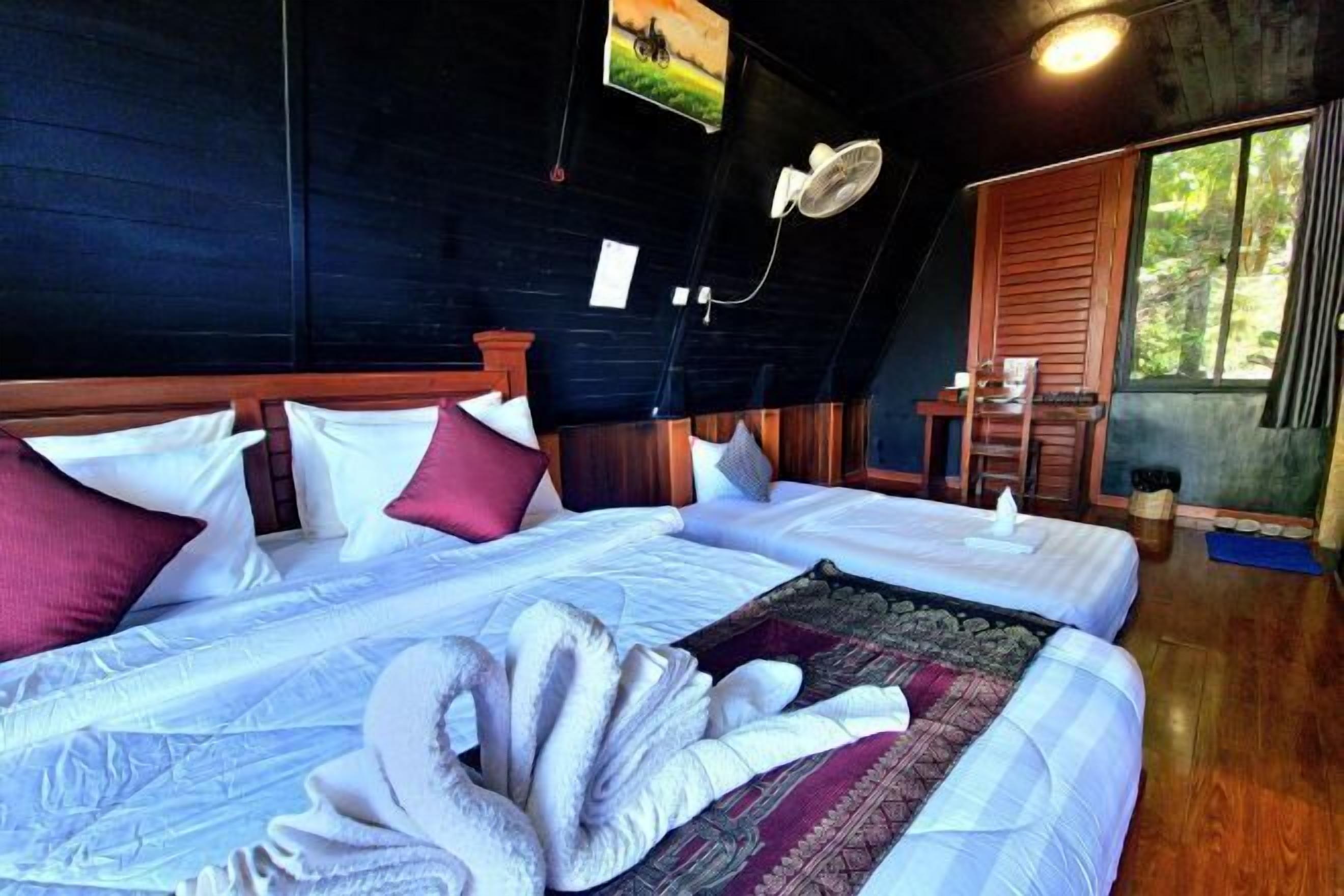 Lydisolert og sengetøy