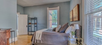 Historic Charm, Sophisticated Style and Timely Elegance. Welcome to Rosemont.