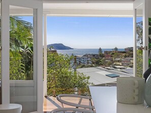 Interior - Seabreeze Escape (Terrigal)