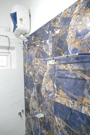 Bathroom - West Berry Vintage (Ootacamund)