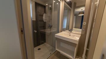House | Bathroom
