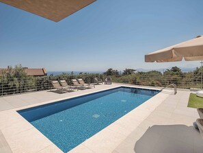 Opvarmet pool