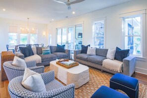 Unclassified image, 2 of 50, button