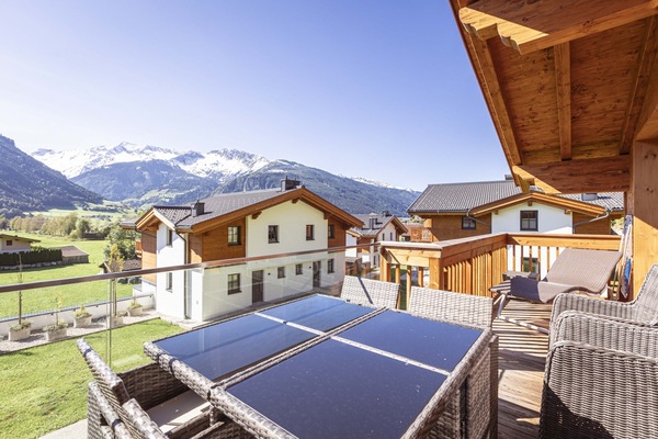 House | Property grounds